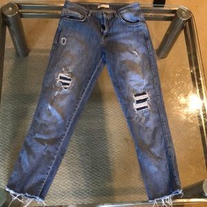 Women’s Guess Distressed boyfriend jeans
